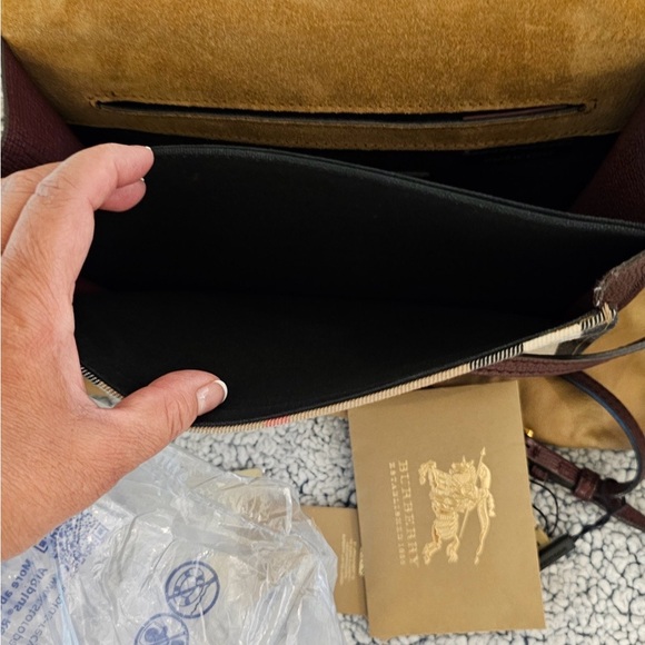 Burberry Small Macken Crimson Bag - Picture 11 of 16